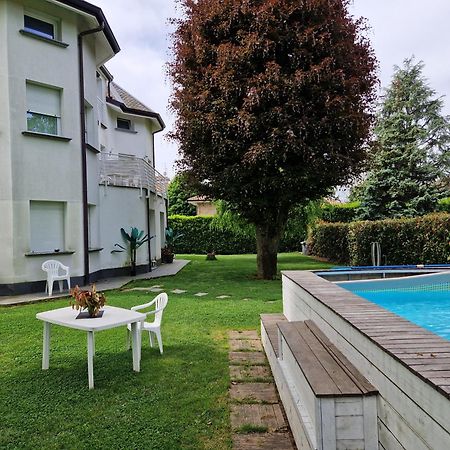 Bed and Breakfast Beb Casa Di Lia Carugo Exterior foto