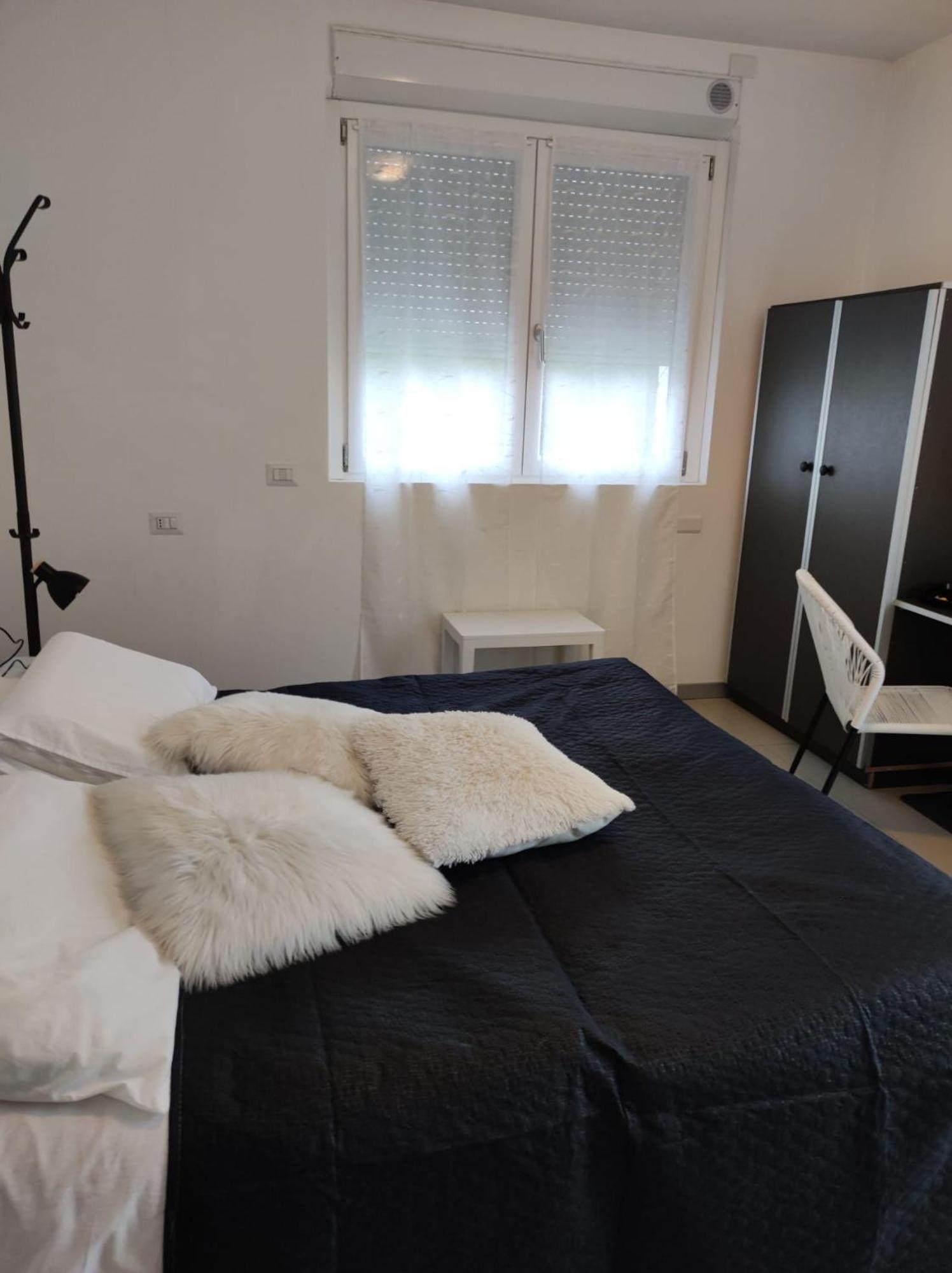 Bed and Breakfast Beb Casa Di Lia Carugo Exterior foto