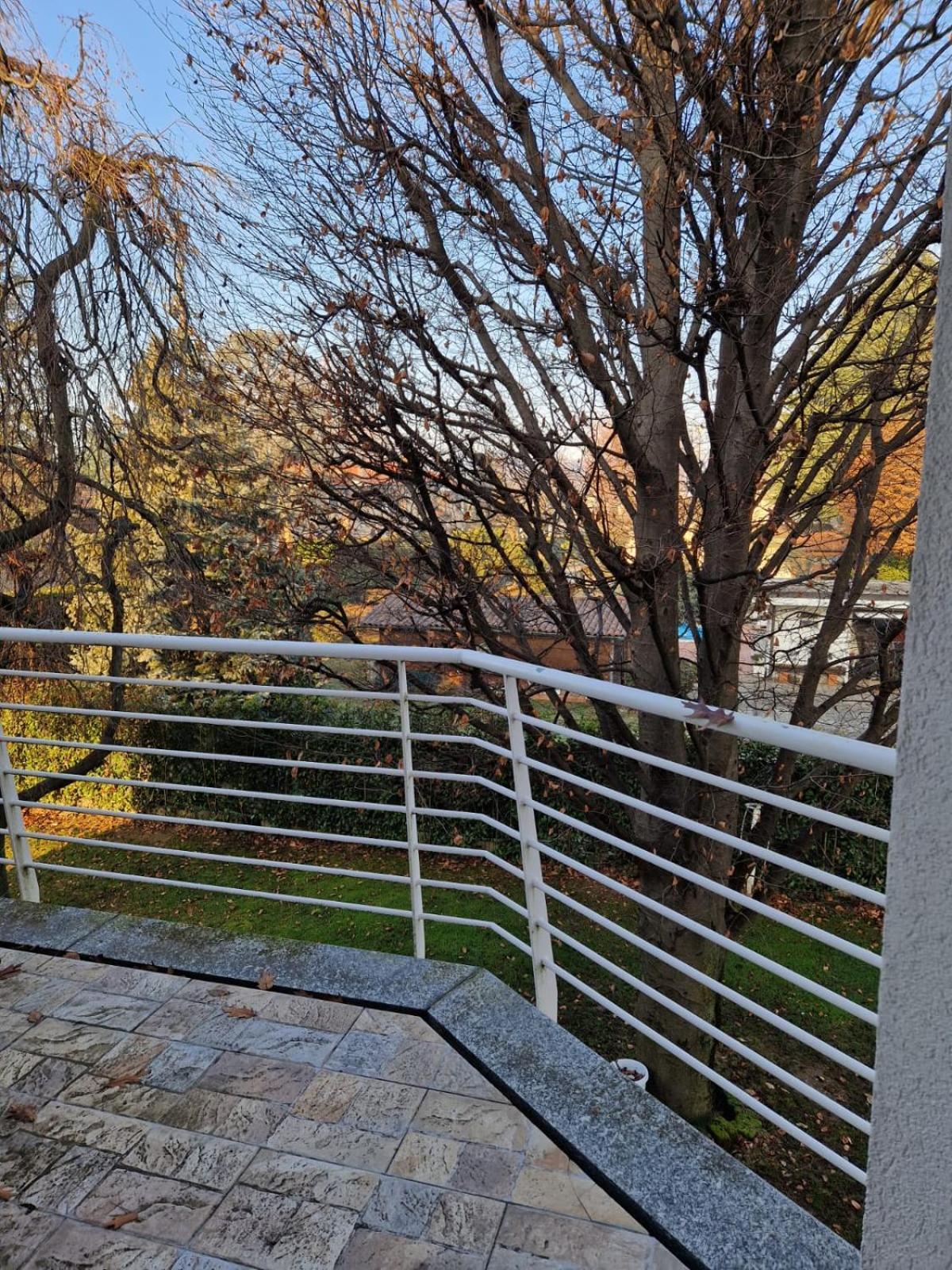 Bed and Breakfast Beb Casa Di Lia Carugo Exterior foto