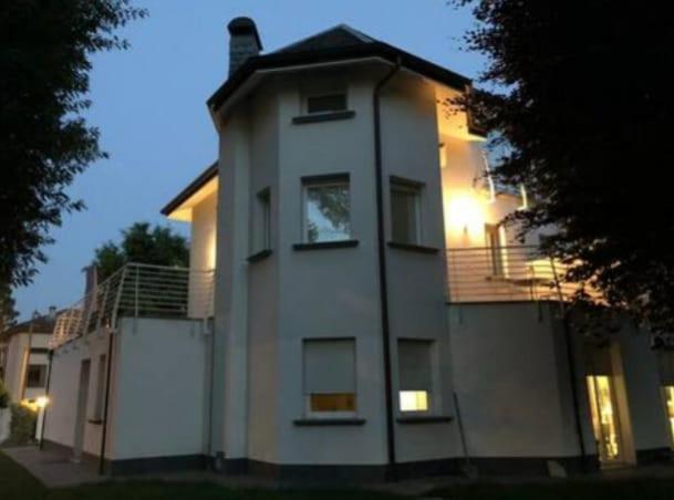 Bed and Breakfast Beb Casa Di Lia Carugo Exterior foto